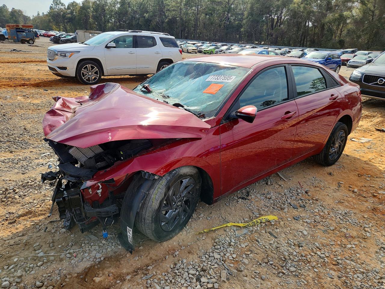 2024 HYUNDAI ELANTRA