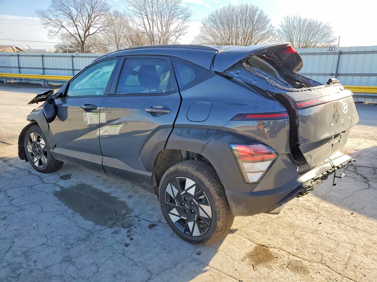 2025 HYUNDAI KONA SEL CONVENIENCE photo 4