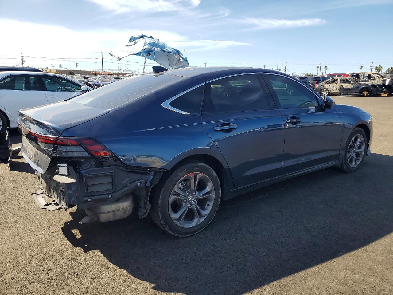 2024 HONDA ACCORD EX photo 7