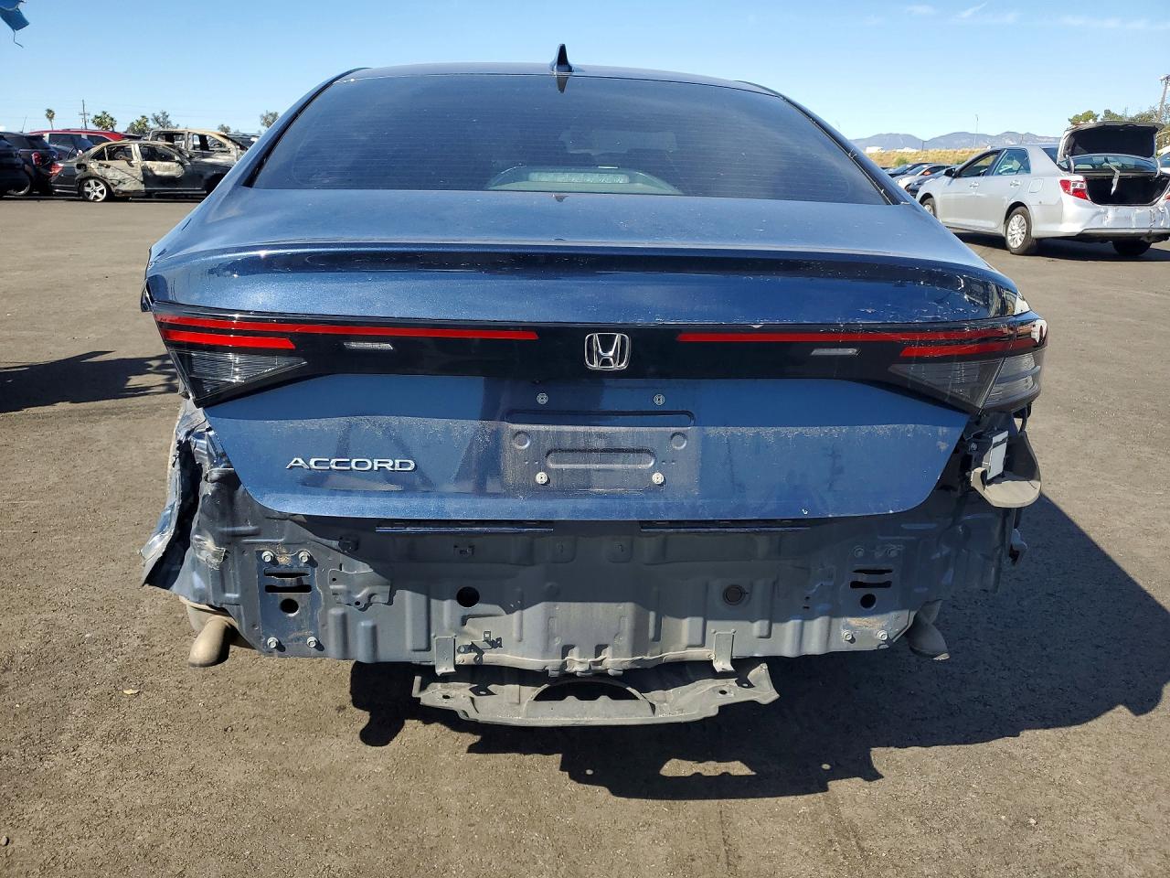 2024 HONDA ACCORD EX photo 16