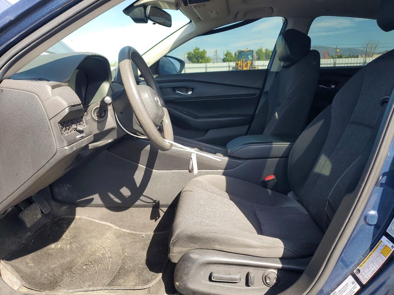 2024 HONDA ACCORD EX photo 19