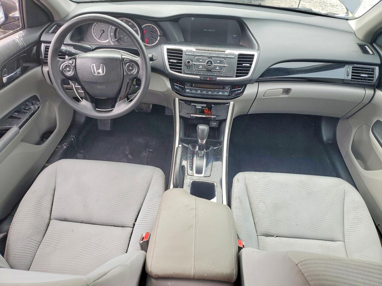2017 HONDA ACCORD LX photo 15