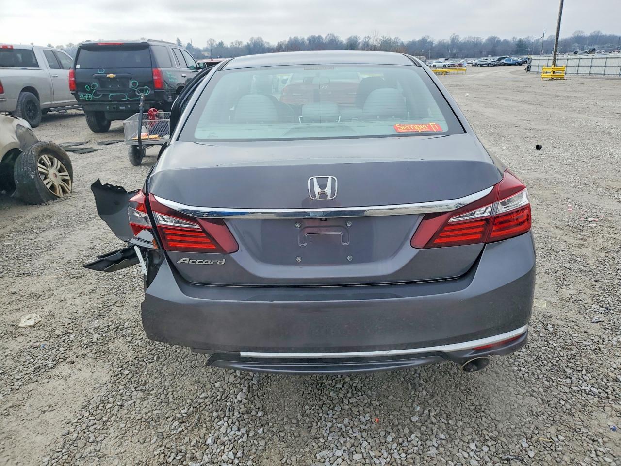 2017 HONDA ACCORD LX photo 11