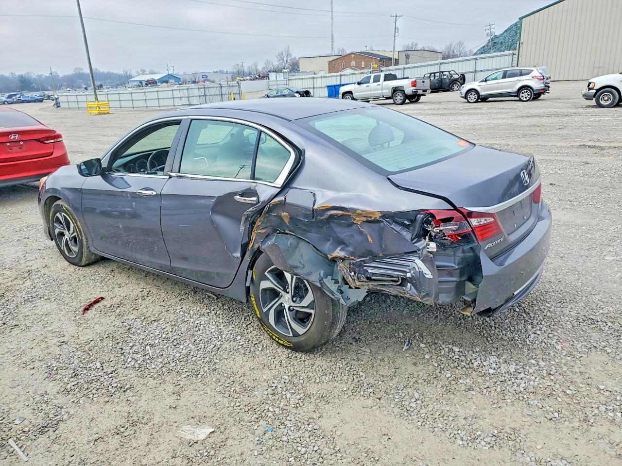 2017 HONDA ACCORD LX photo 3