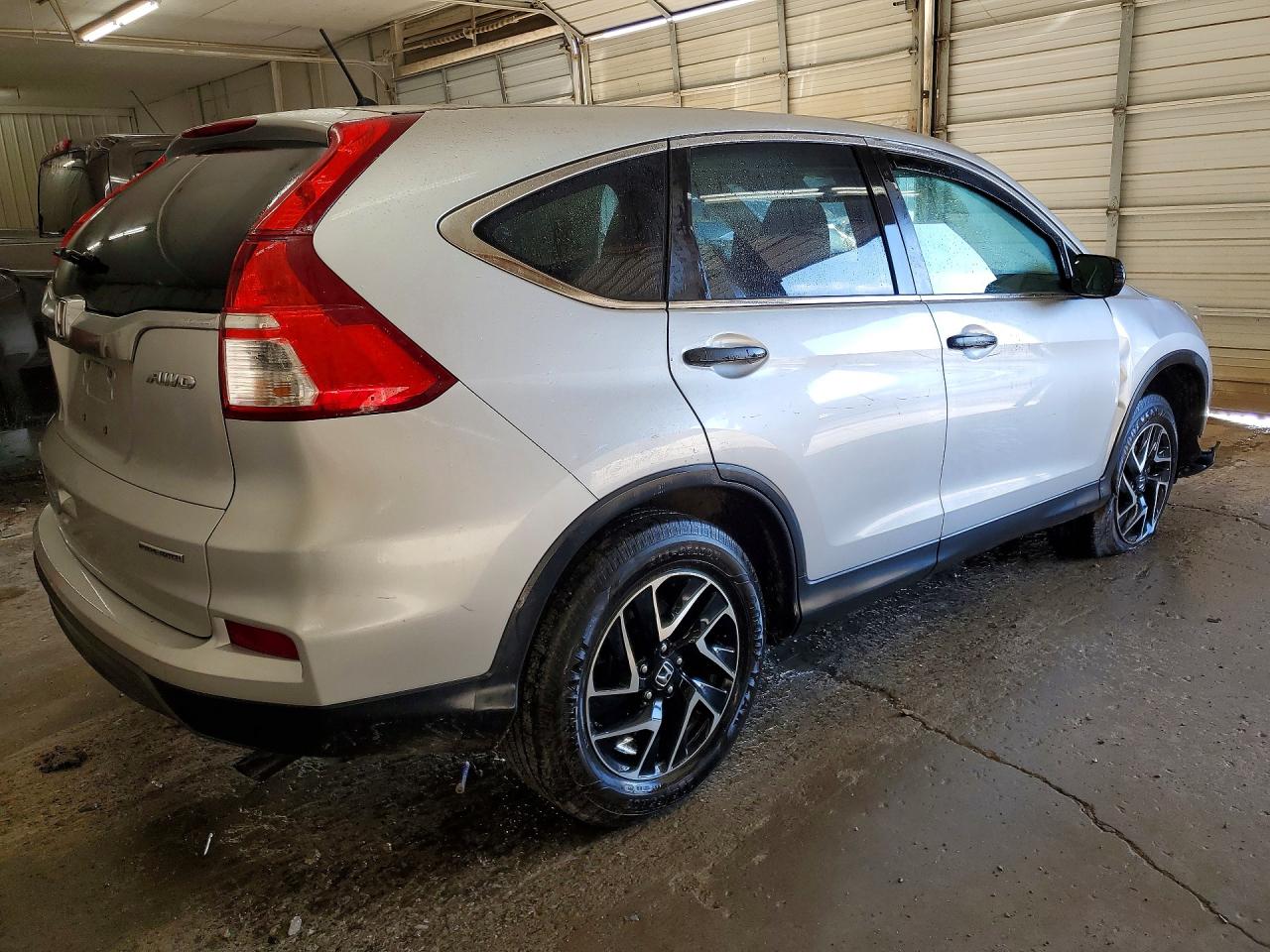2016 HONDA CR-V SE photo 5