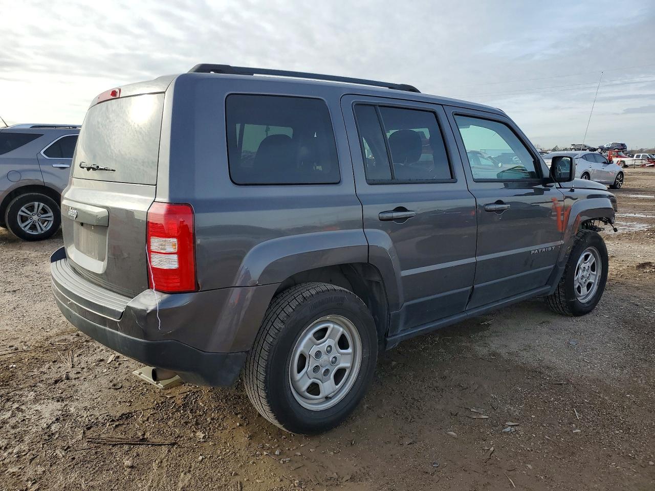 2017 JEEP PATRIOT SPORT photo 5