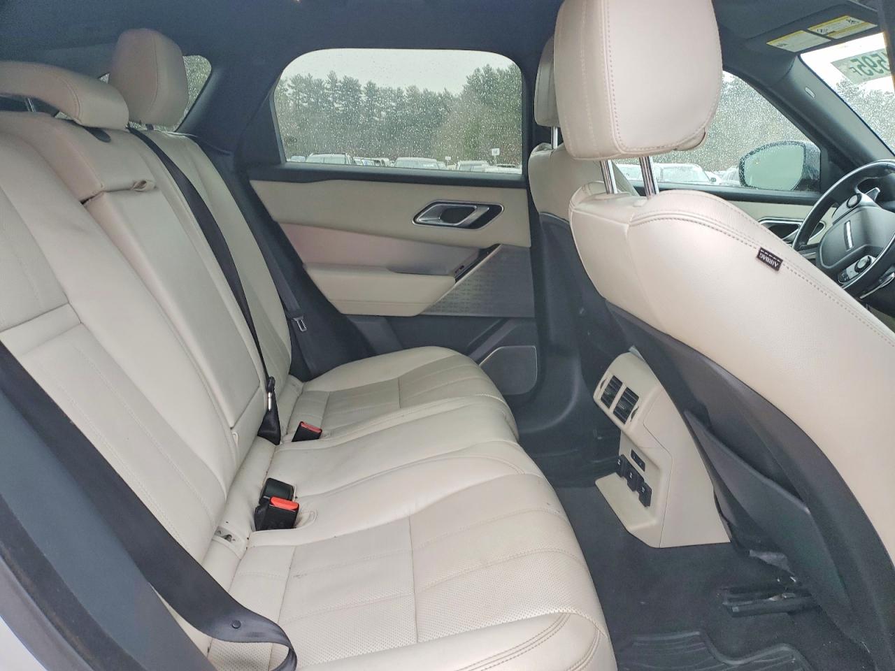 2018 LAND ROVER RANGE ROVER VELAR R-DYNAMIC SE photo 11