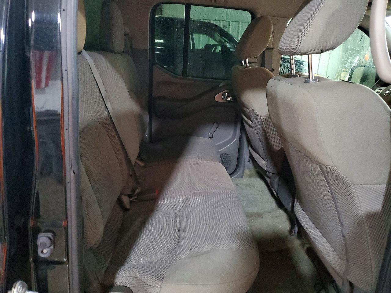 2017 NISSAN FRONTIER S photo 28