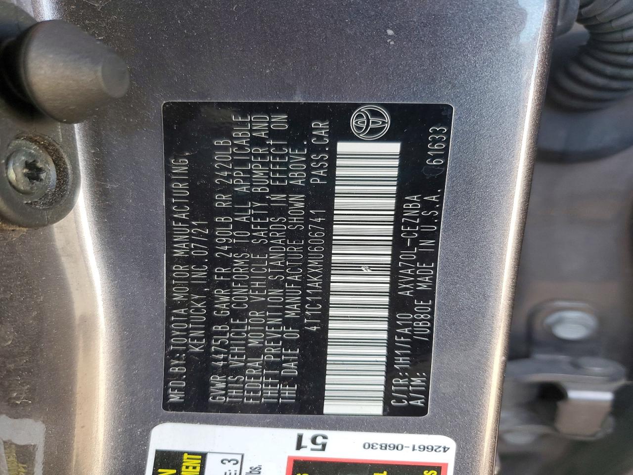 2021 TOYOTA CAMRY LE photo 12