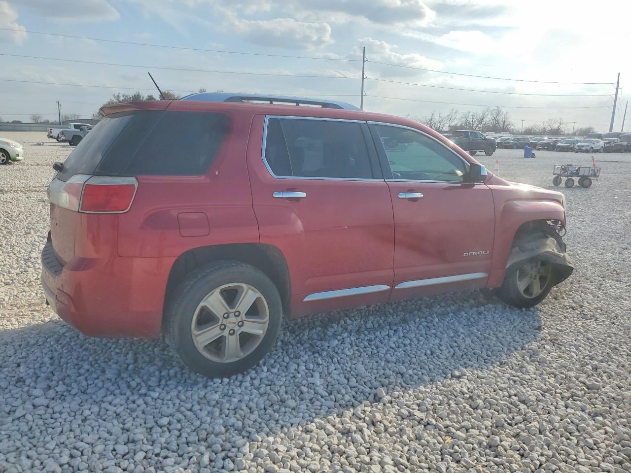 2015 GMC TERRAIN DENALI photo 3