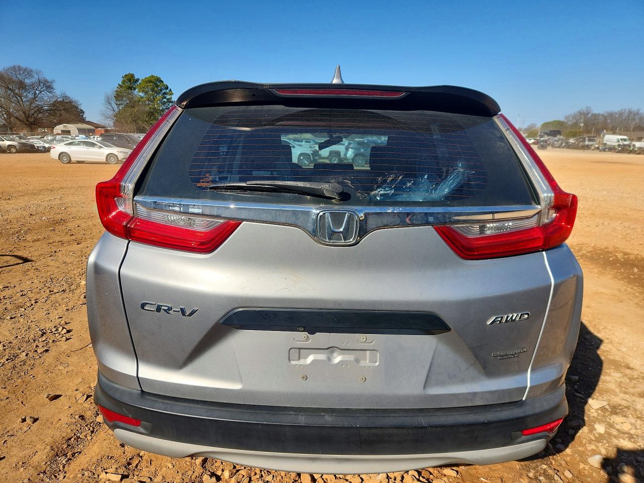 2017 HONDA CR-V LX photo 6