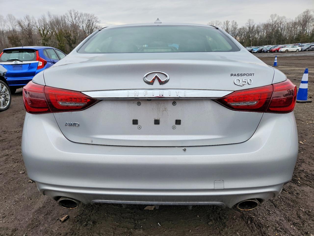 2018 INFINITI Q50 LUXE photo 6