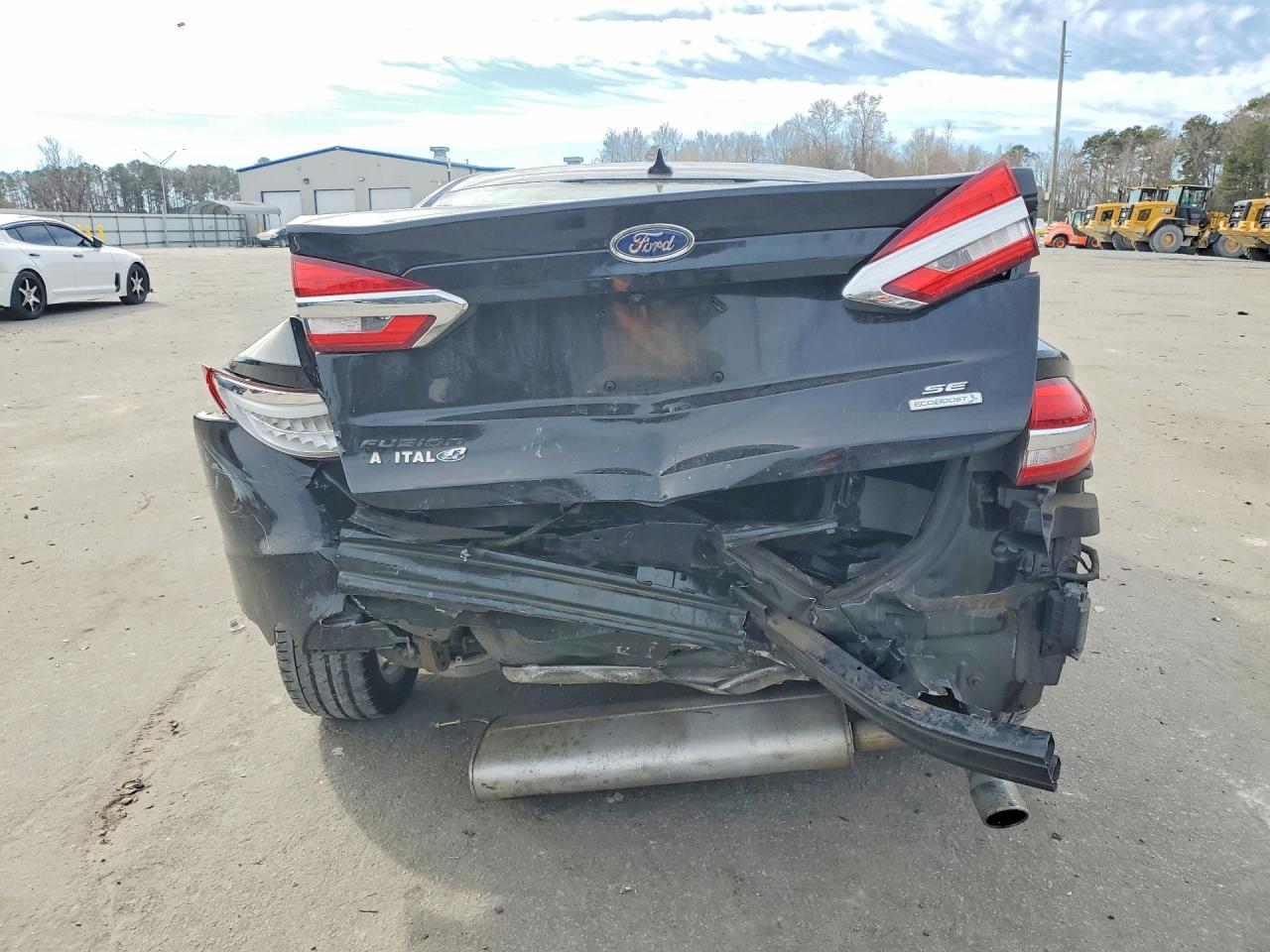 2020 FORD FUSION SE photo 16