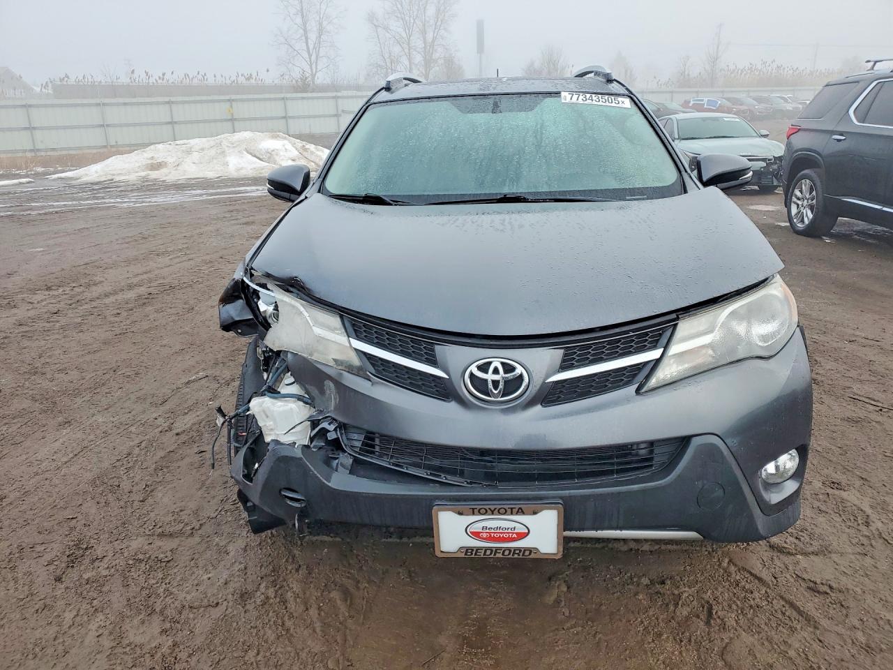 2013 TOYOTA RAV4 XLE photo 9