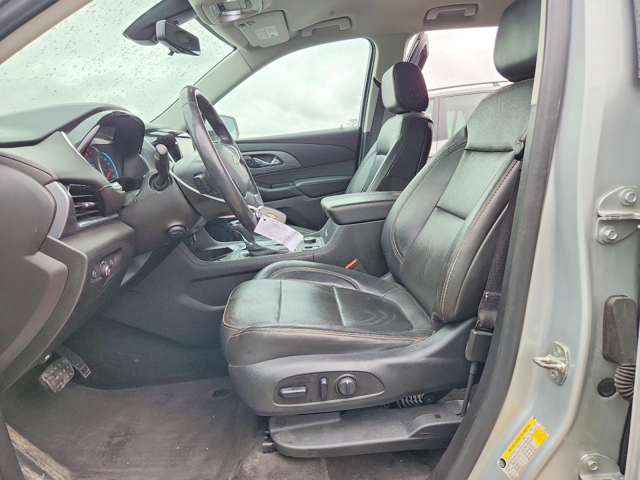 2020 CHEVROLET TRAVERSE PREMIER photo 13