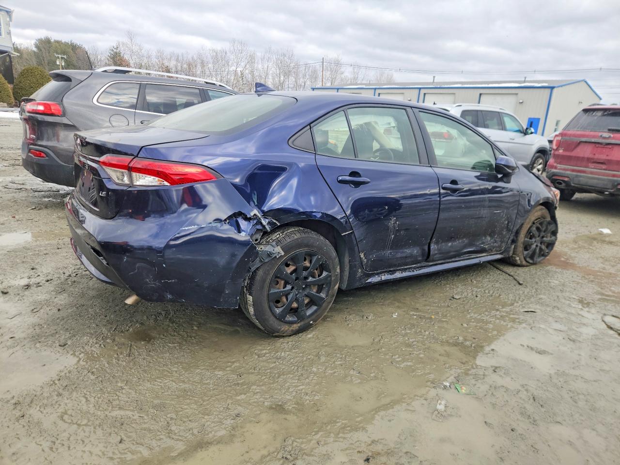 2020 TOYOTA COROLLA LE photo 3