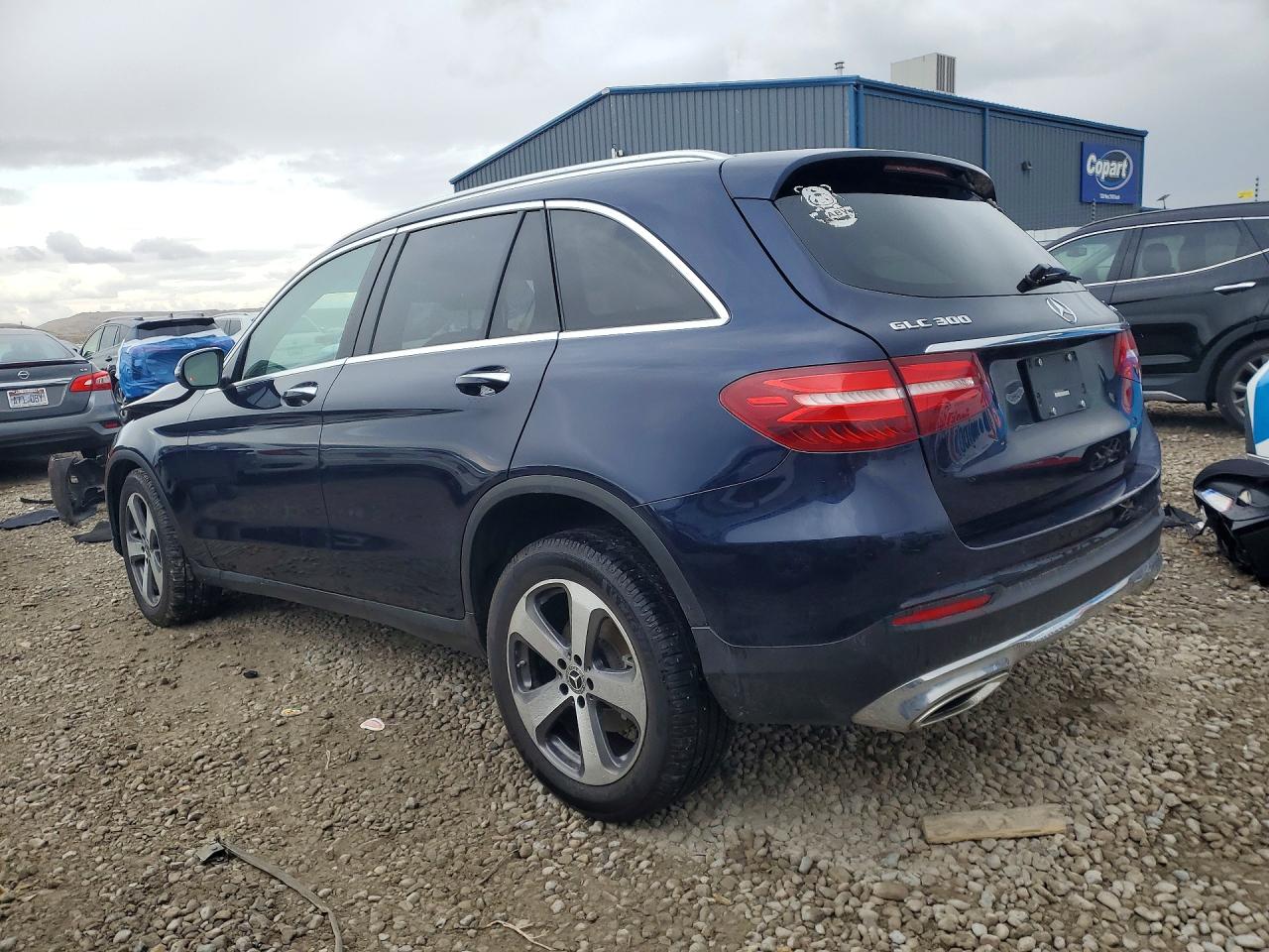 2018 MERCEDES-BENZ GLC 300 4MATIC photo 4