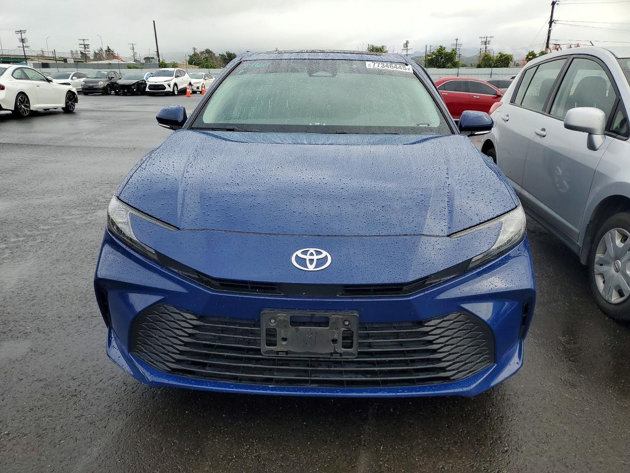 2025 TOYOTA CAMRY XSE photo 5