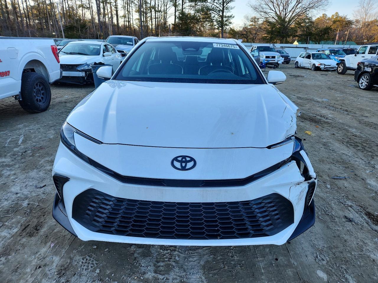 2025 TOYOTA CAMRY XSE photo 5