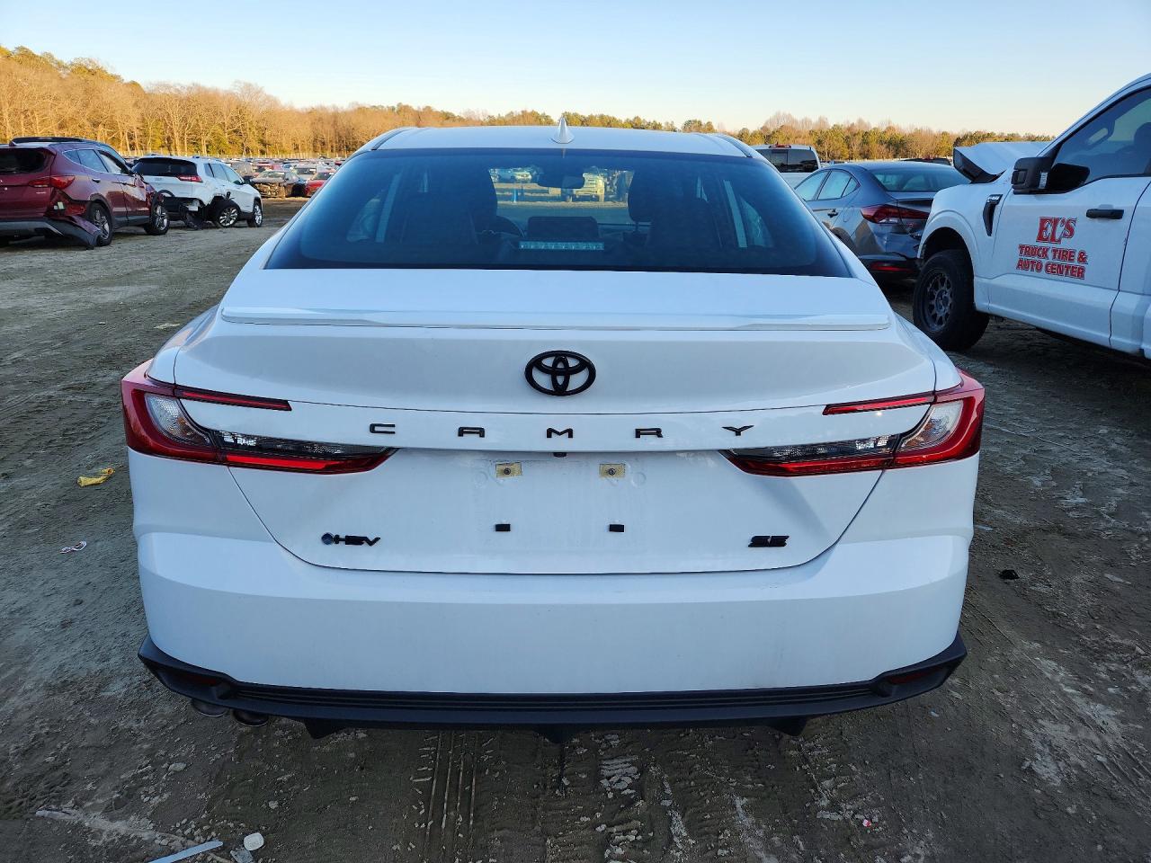 2025 TOYOTA CAMRY XSE photo 6