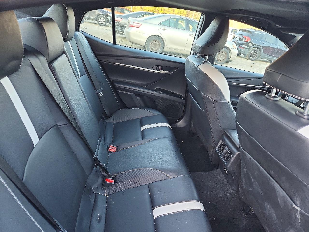 2025 TOYOTA CAMRY XSE photo 10