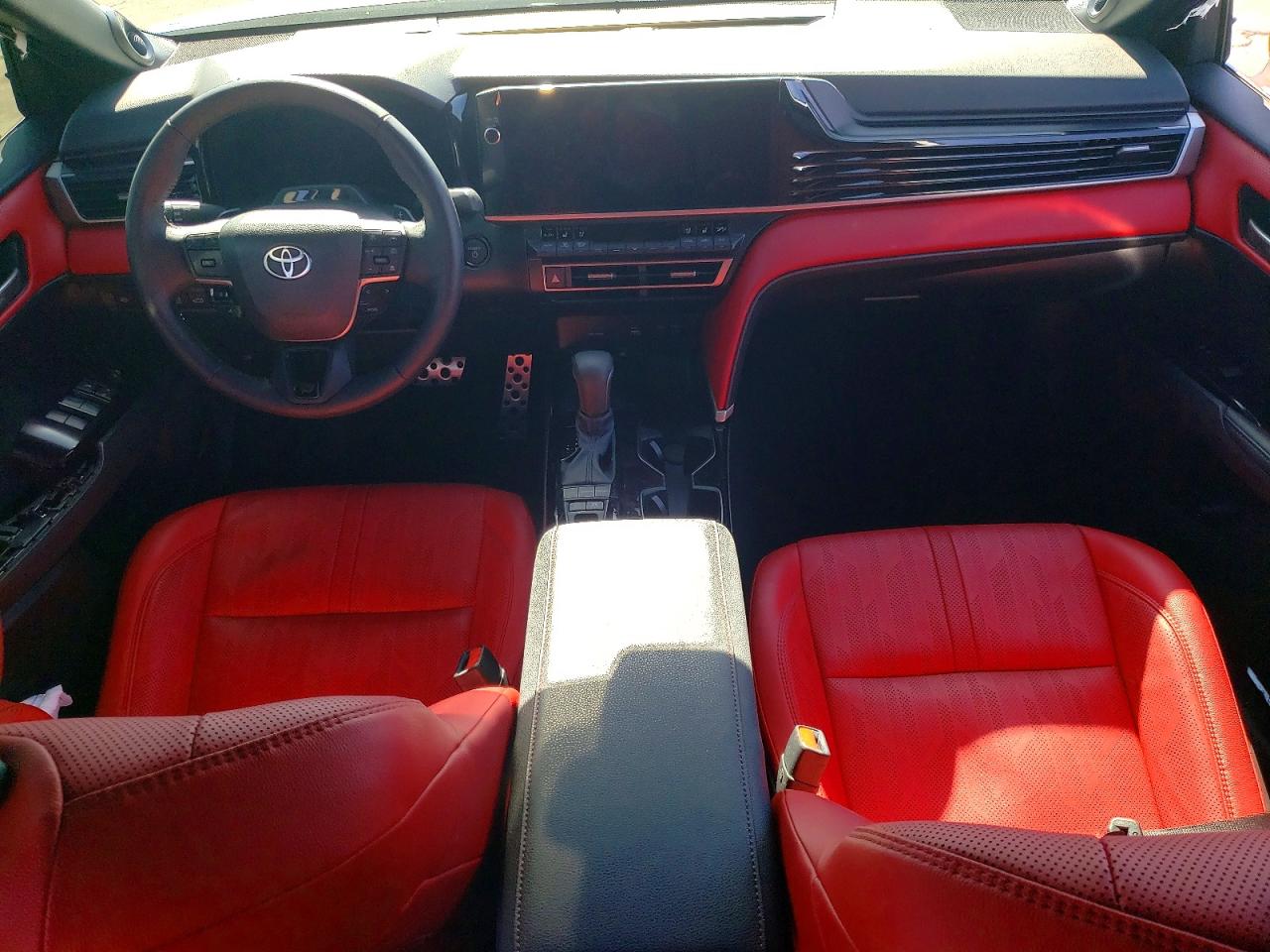 2025 TOYOTA CAMRY XSE photo 8