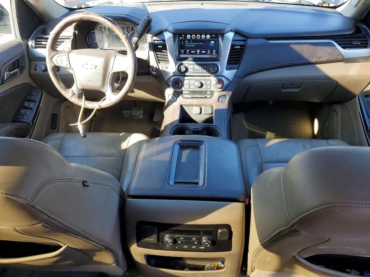 2018 CHEVROLET SUBURBAN K1500 LT photo 15