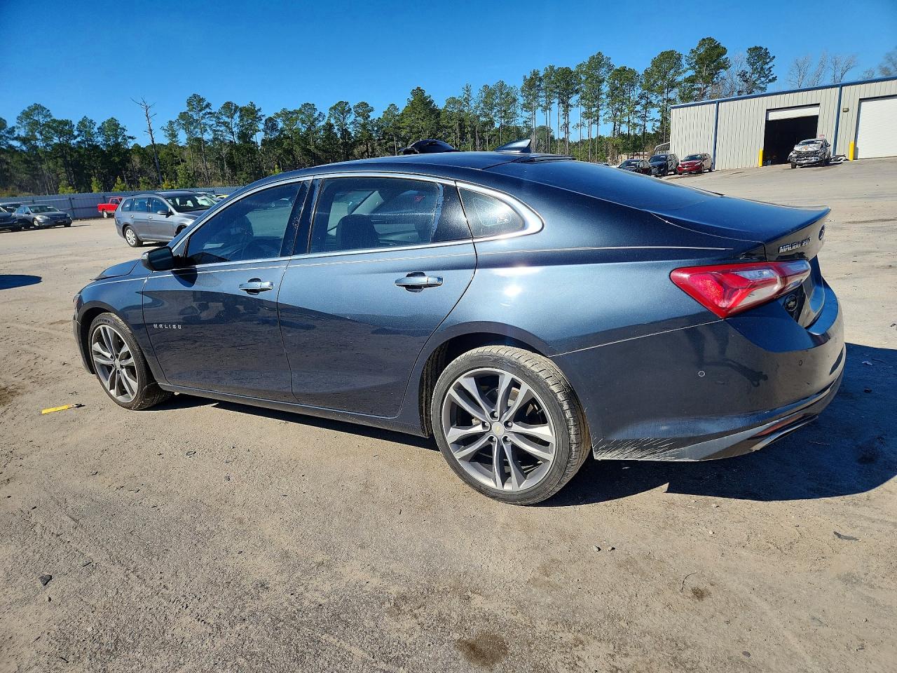 2020 CHEVROLET MALIBU PREMIER photo 3