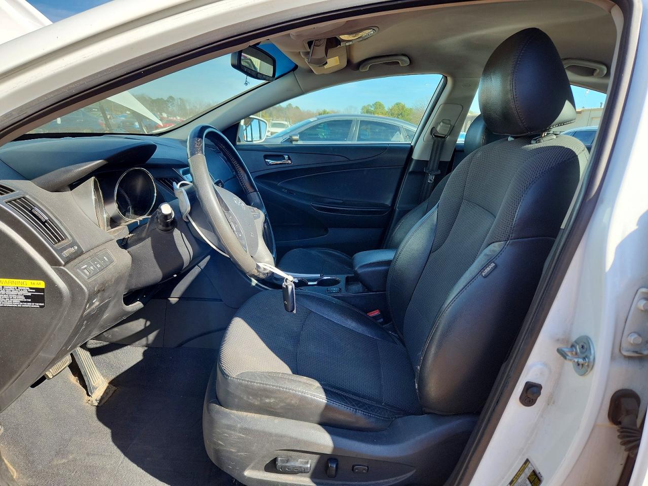 2013 HYUNDAI SONATA SE photo 13