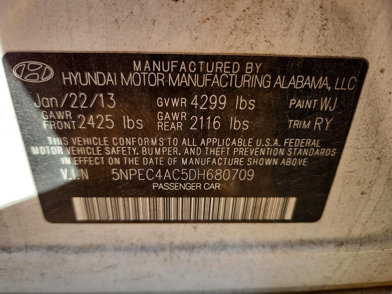 2013 HYUNDAI SONATA SE photo 25