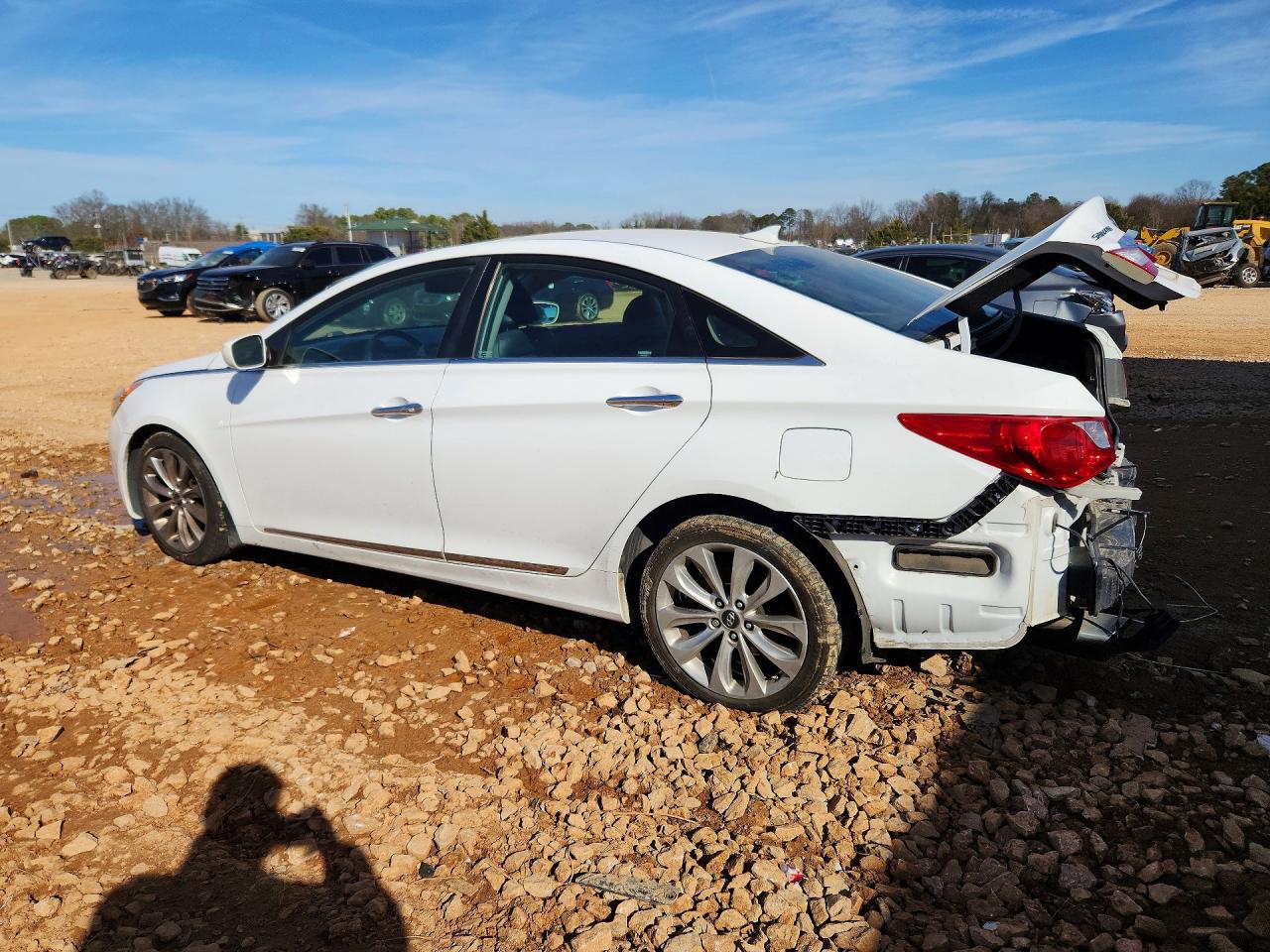 2013 HYUNDAI SONATA SE photo 3