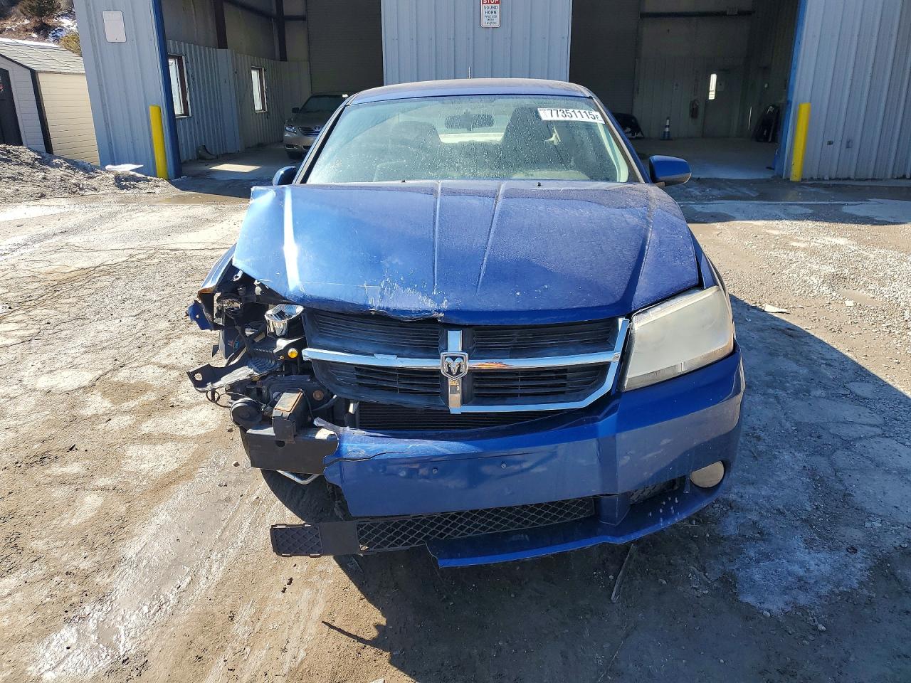 2010 DODGE AVENGER R/T photo 9