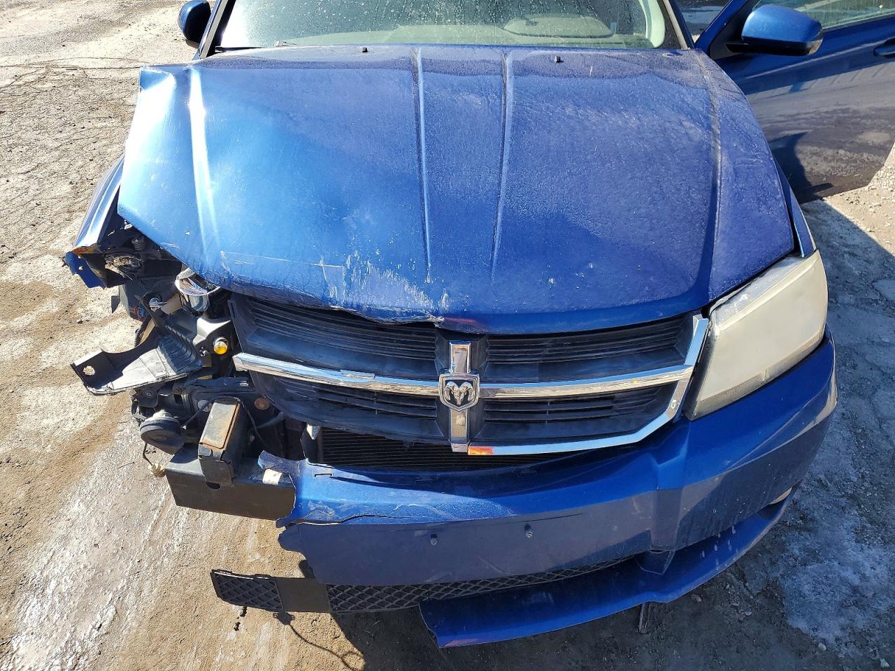 2010 DODGE AVENGER R/T photo 21
