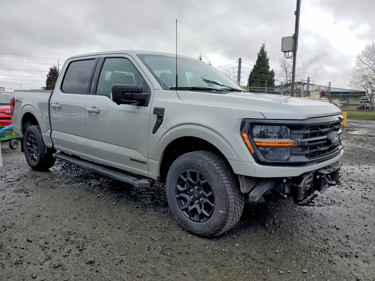 2024 FORD F150 XLT photo 4