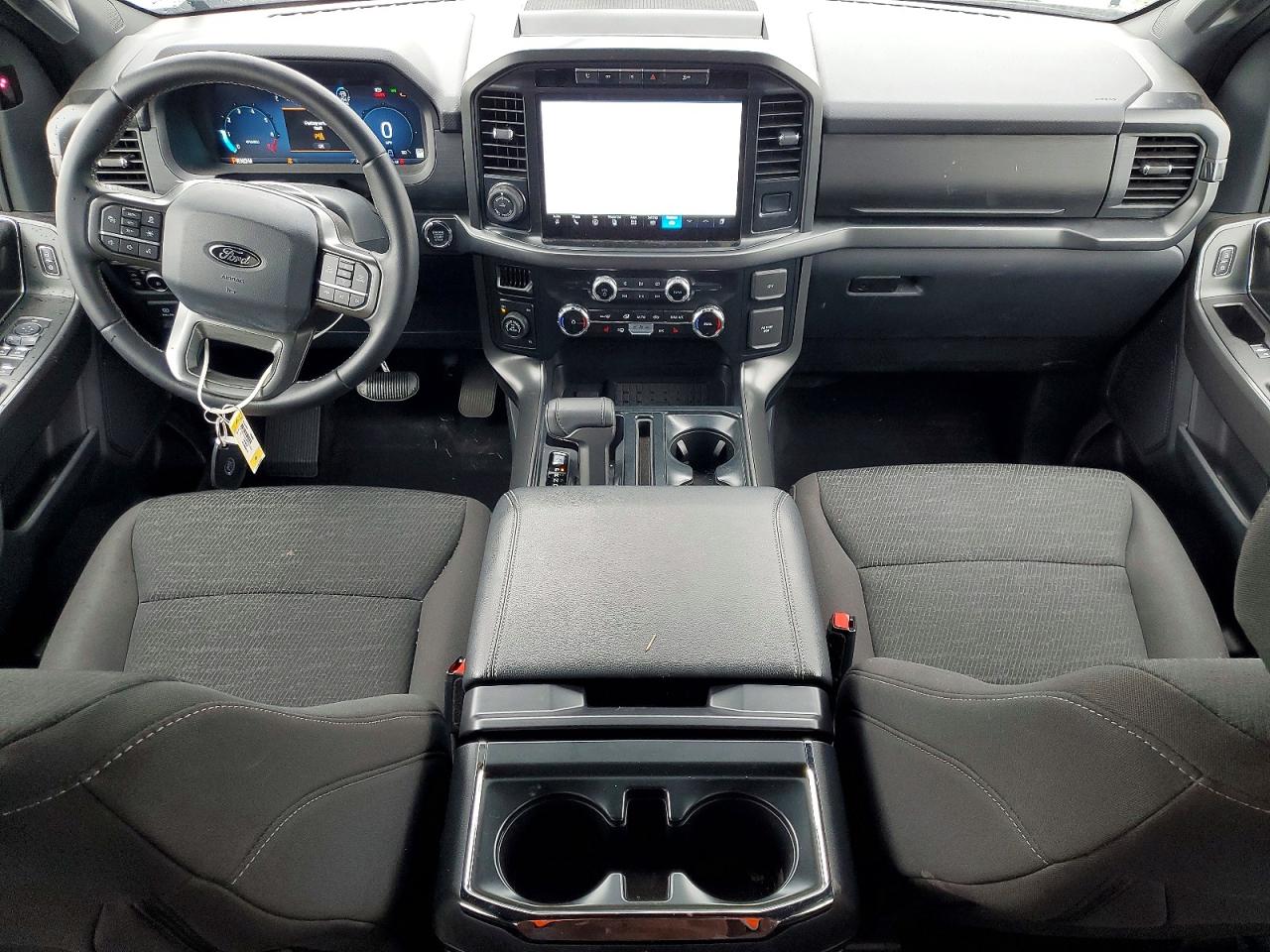 2024 FORD F150 XLT photo 8