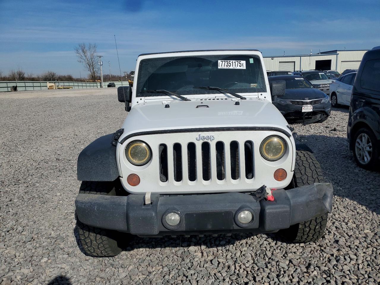 2011 JEEP WRANGLER photo 13