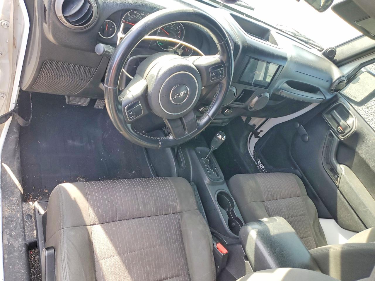 2011 JEEP WRANGLER photo 22