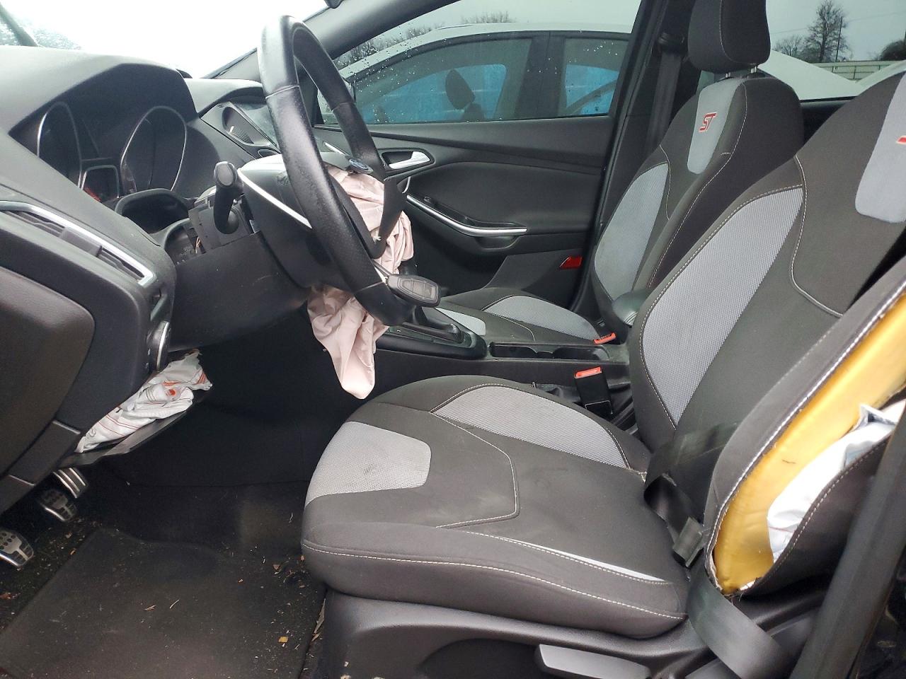 2018 FORD FOCUS ST photo 13