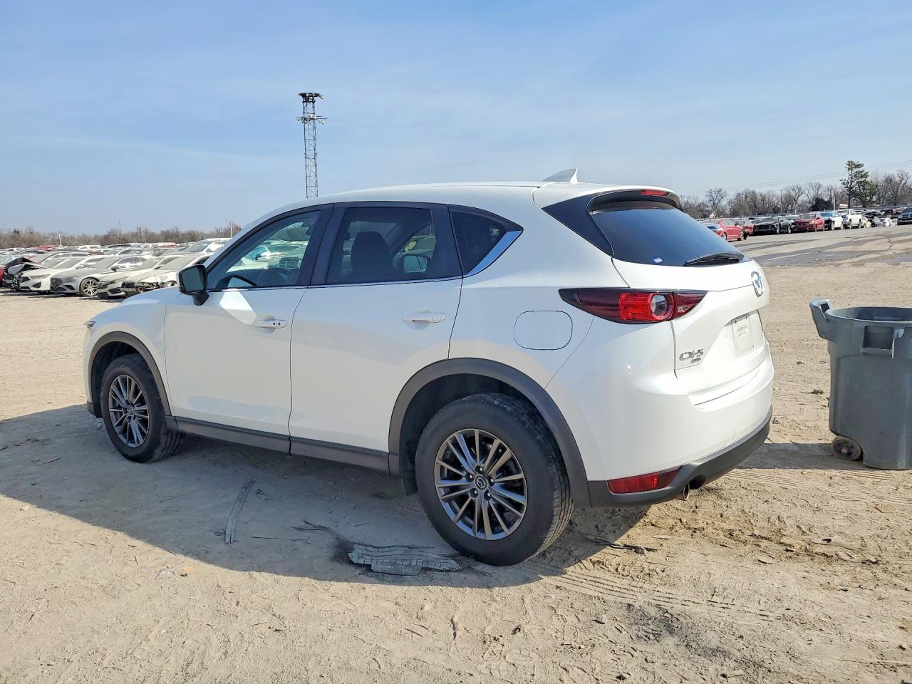 2020 MAZDA CX-5 TOURING photo 2