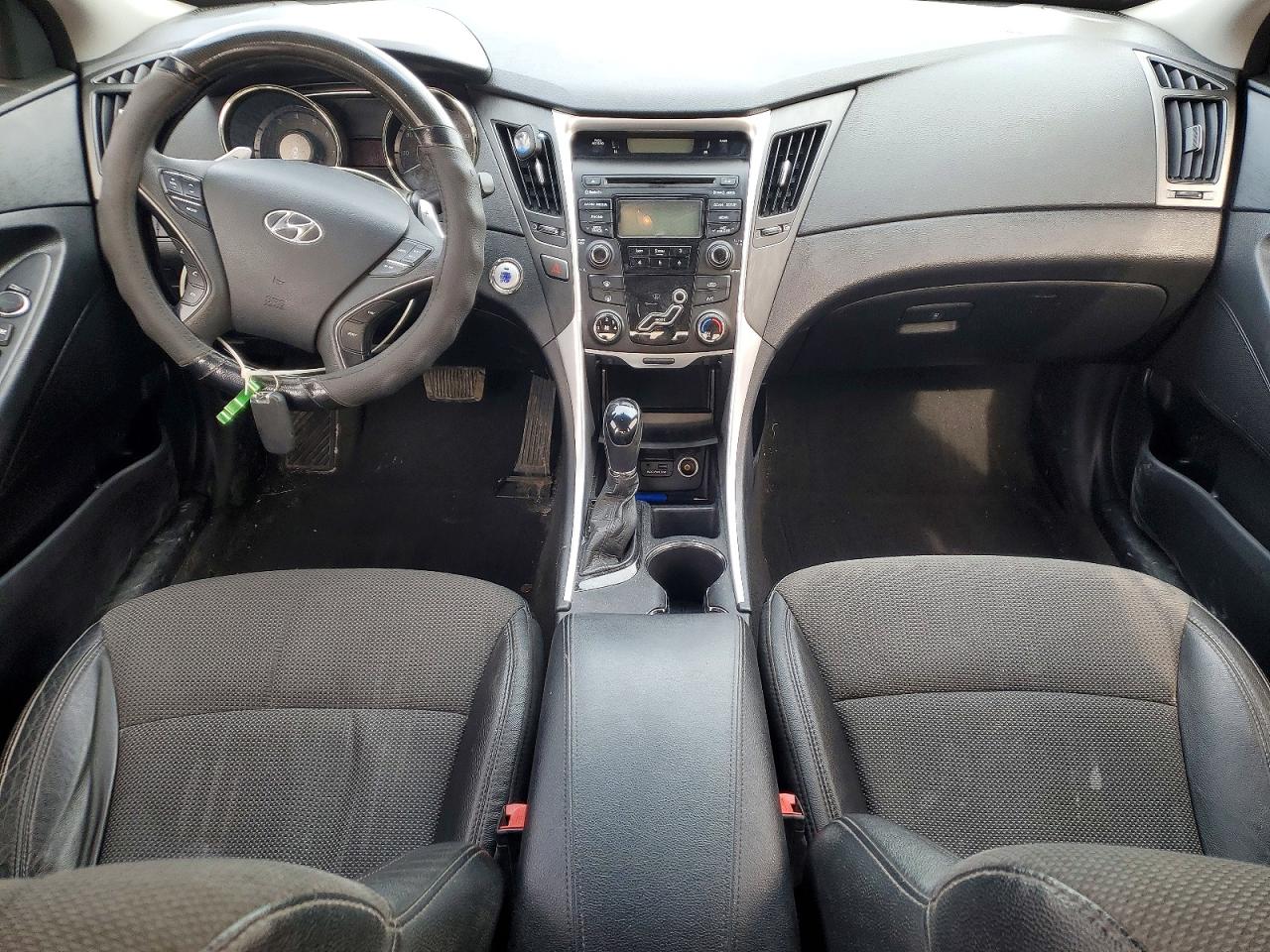 2013 HYUNDAI SONATA SE photo 15