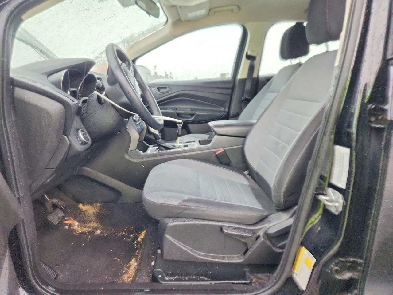 2017 FORD ESCAPE S photo 13