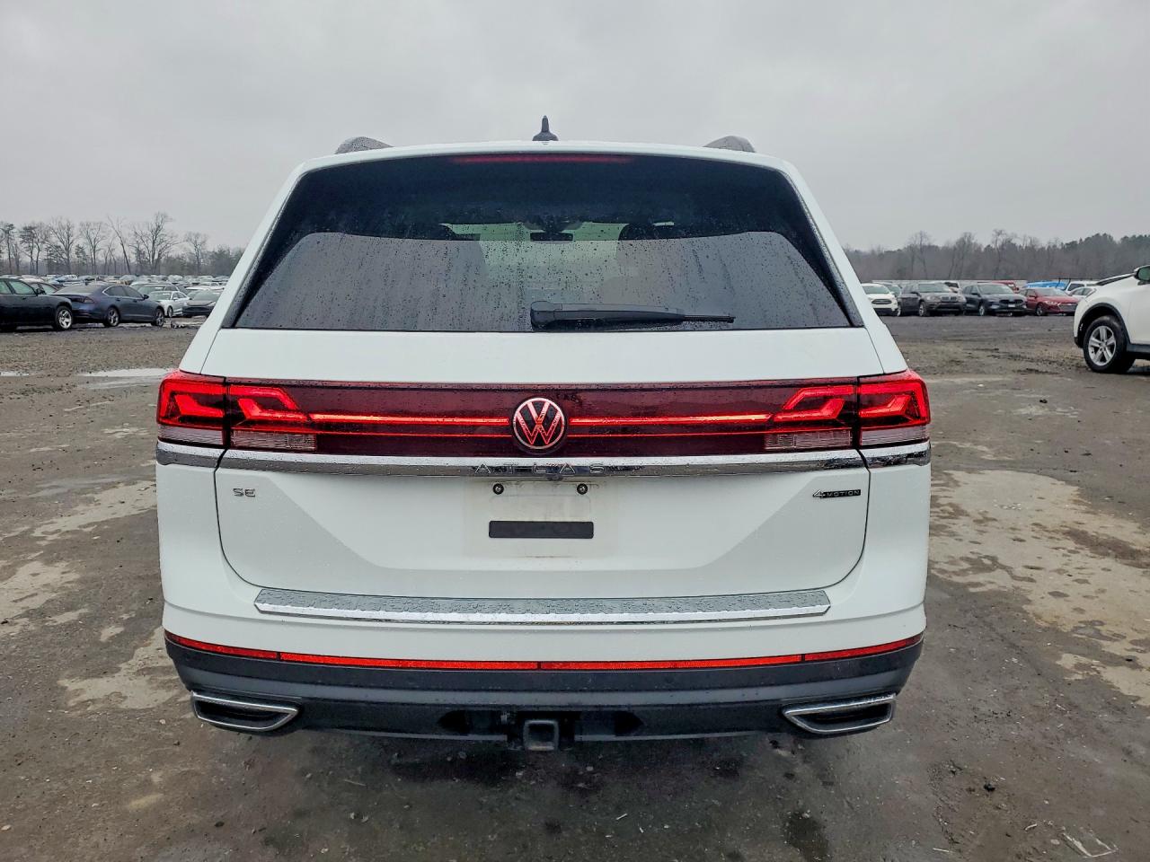 2024 VOLKSWAGEN ATLAS SE photo 16
