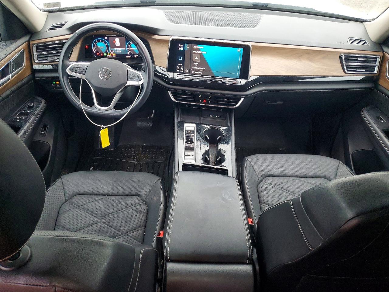 2024 VOLKSWAGEN ATLAS SE photo 22