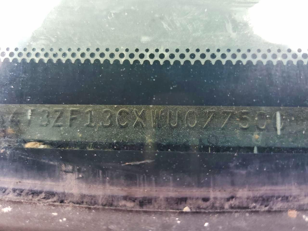 1998 TOYOTA SIENNA LE photo 13