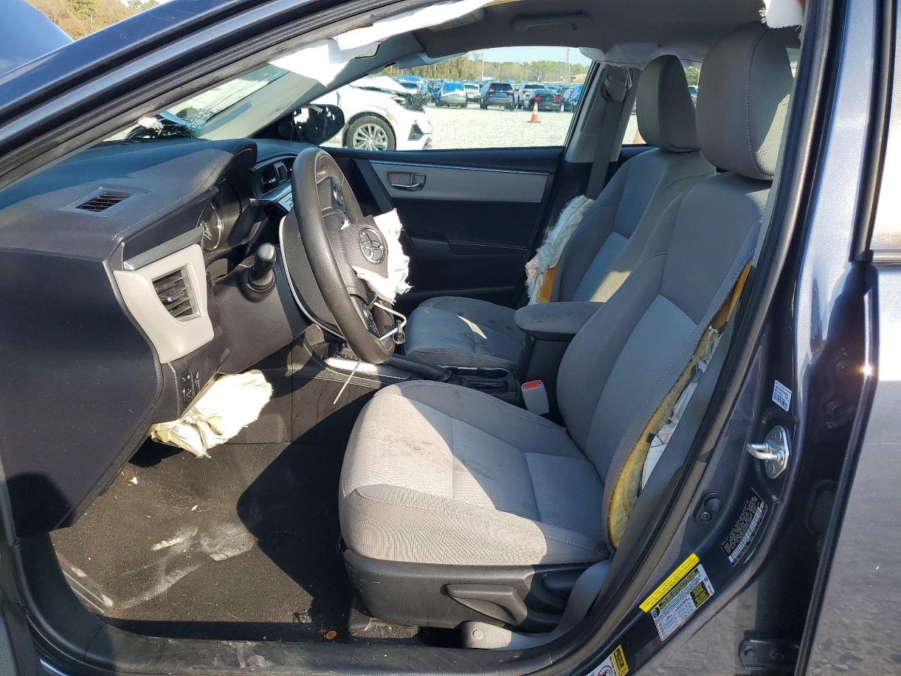 2016 TOYOTA COROLLA LE photo 13