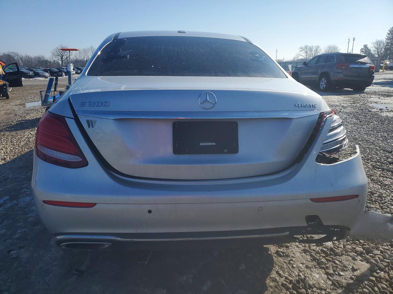 2017 MERCEDES-BENZ E 300 4MATIC photo 11