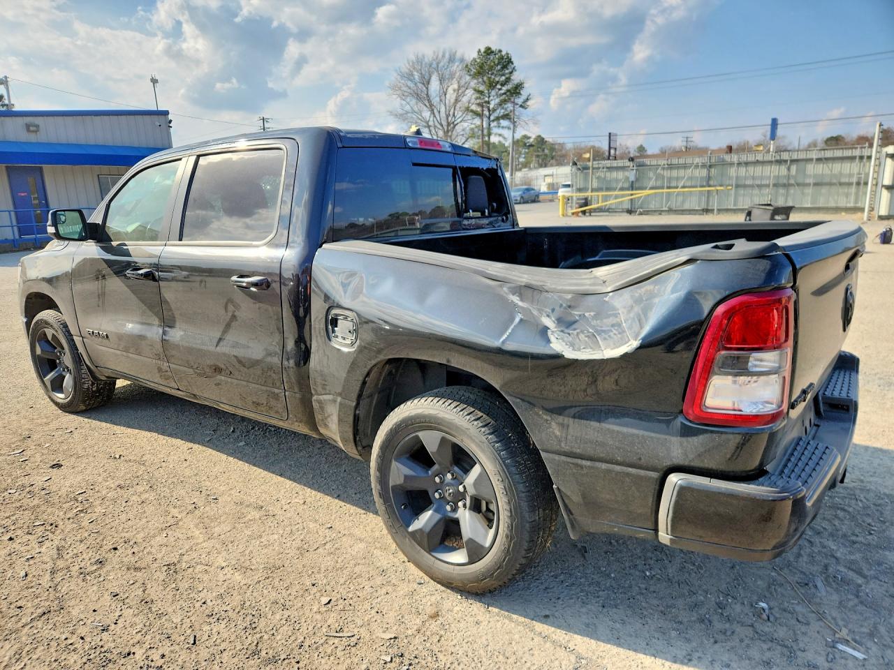 2019 RAM 1500 BIG HORN photo 2