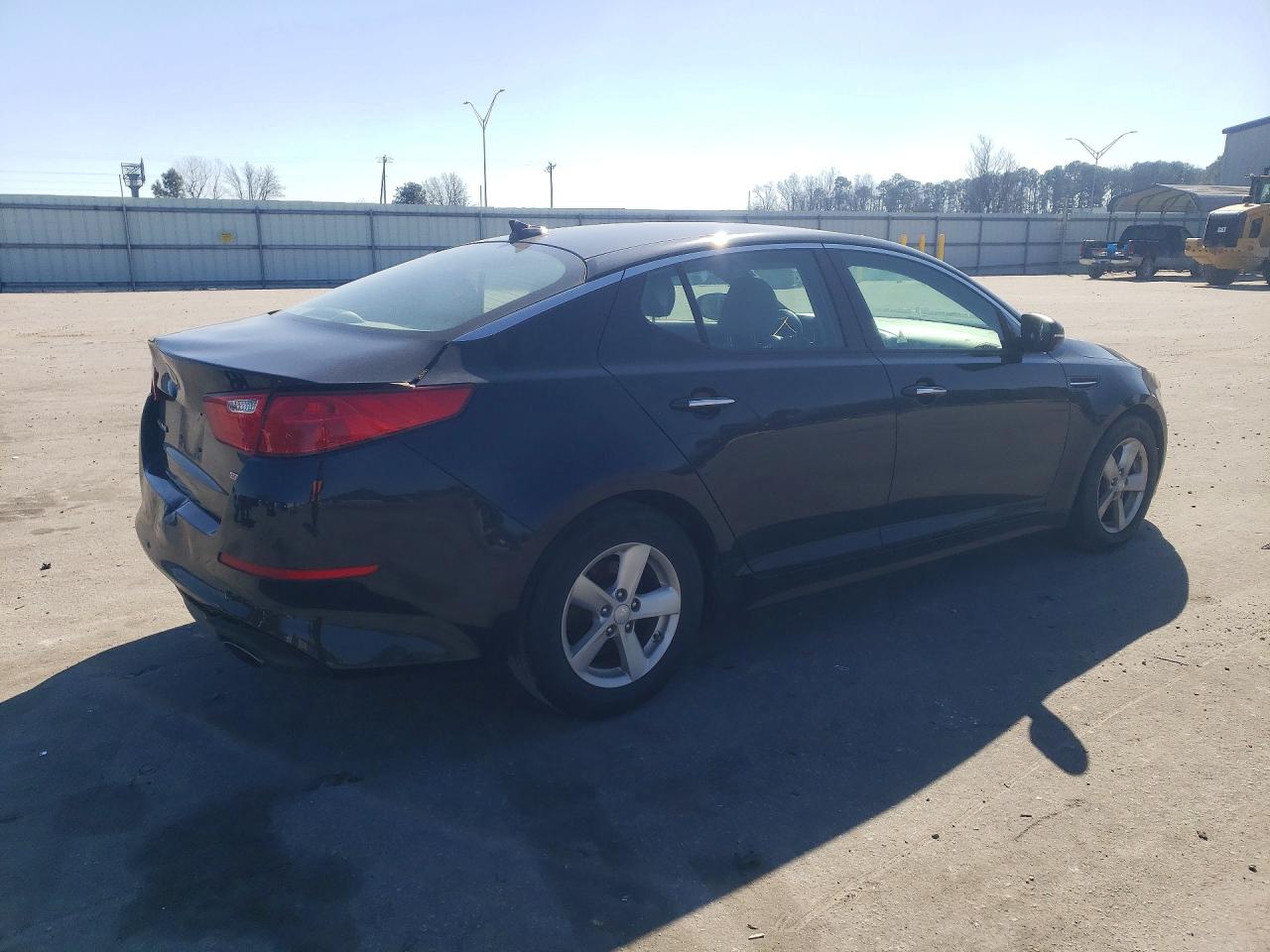 2015 KIA OPTIMA LX photo 3
