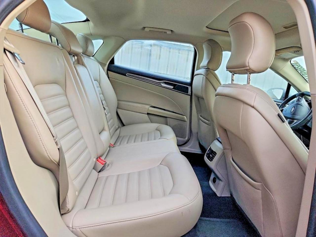 2018 FORD FUSION SE photo 10