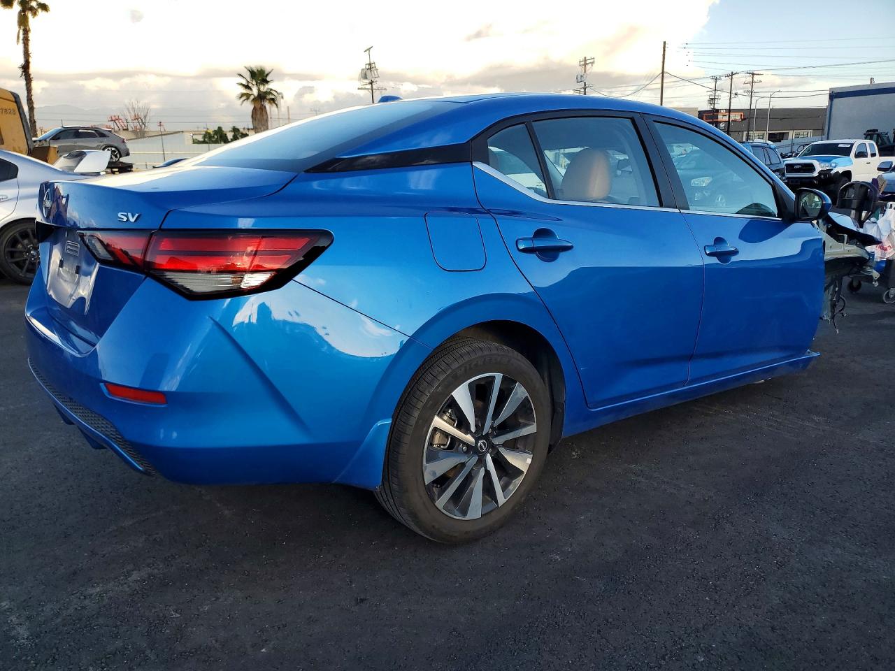 2024 NISSAN SENTRA SV photo 5